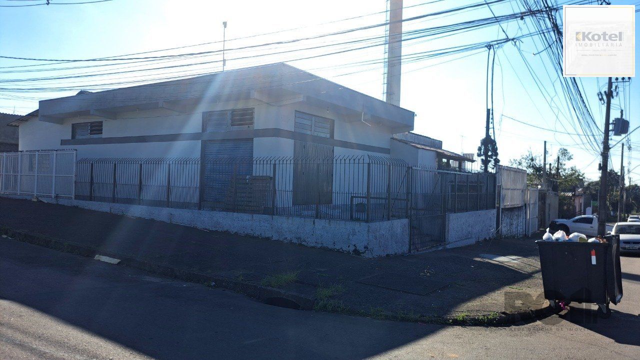 Pavilhão área total 720m² bairro Vista Alegre