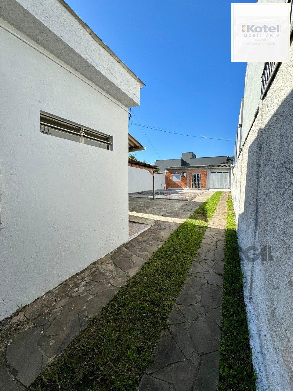 Loja à venda, 30m², Vila Monte Carlo - Cachoeirinha