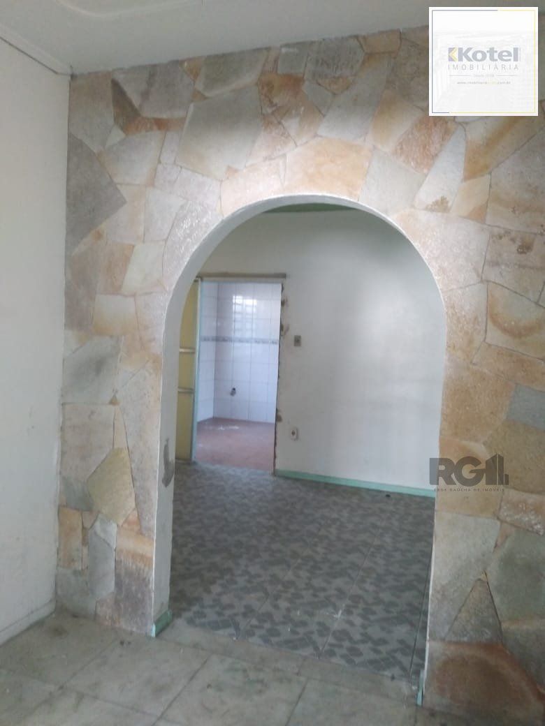 Casa 3 dormitórios, vaga de garagem, Bairro Vila Cachoeirinha