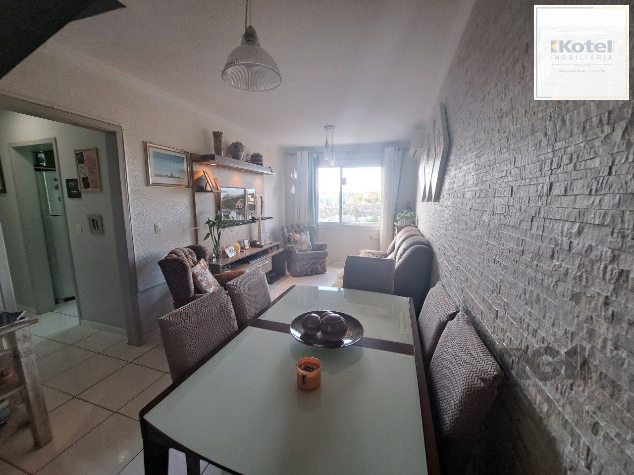 Apartamento cobertura, 2 dormitórios, vaga de garagem, Bairro Ponta Porã