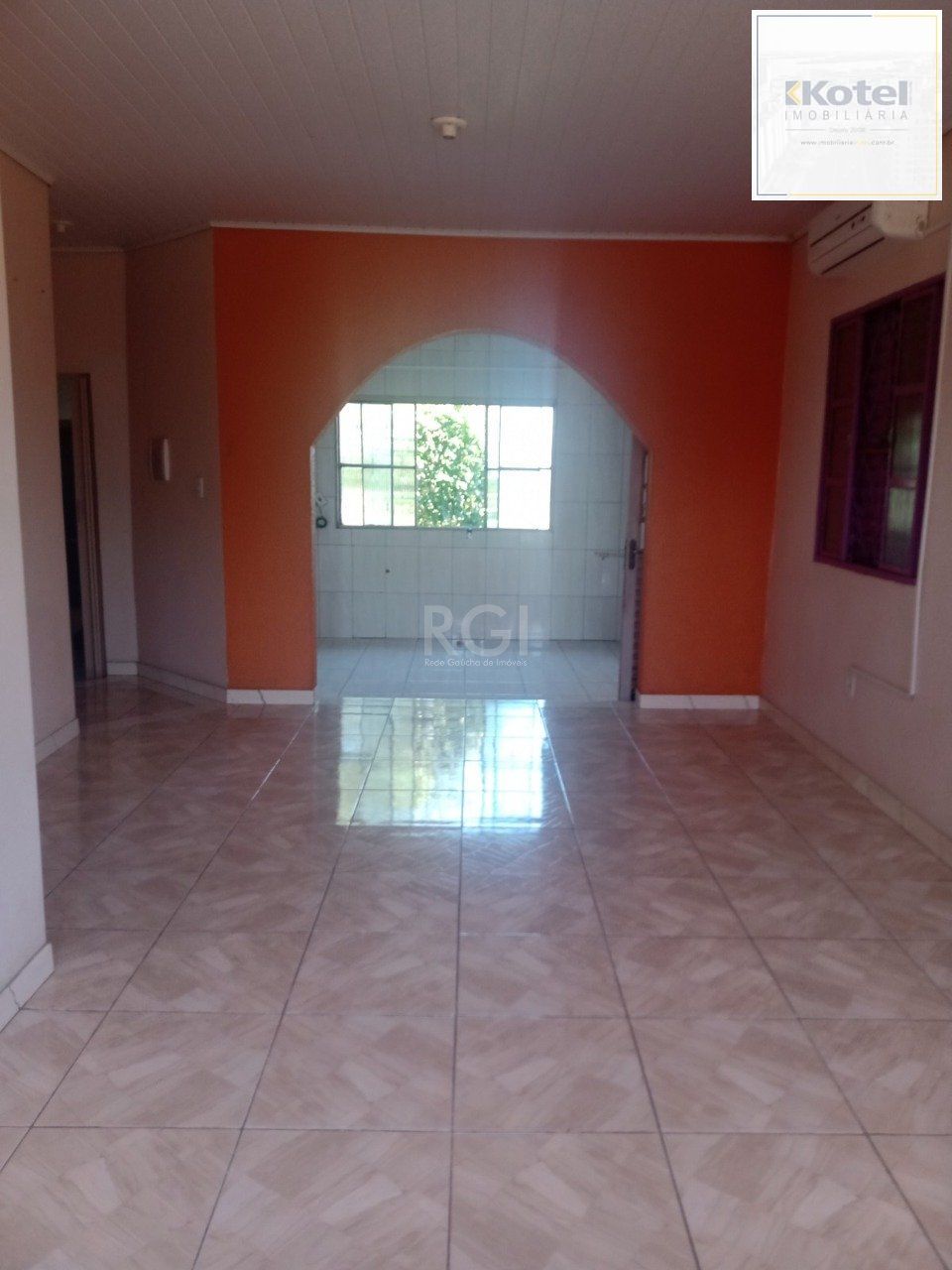 Casa 2 dormitórios, garagem, Bairro Marechal Rondon