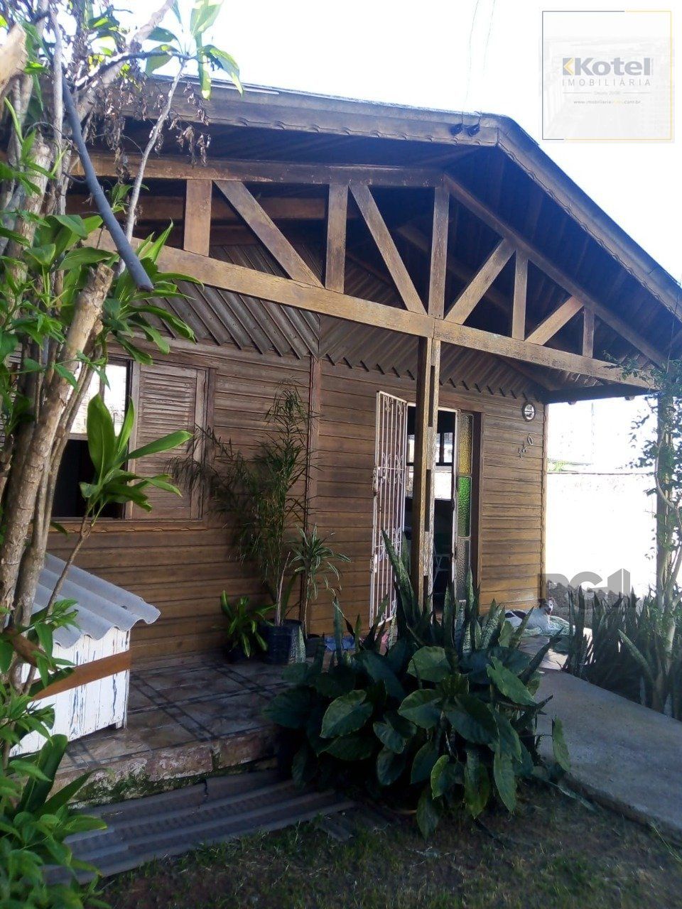 Casa 2 dormitórios, 2 vagas cobertas, Bairro Vila Princesa Izabel
