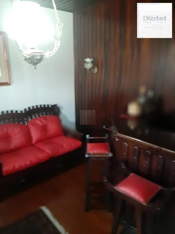 Casa 4 dormitórios, 1 suíte, vagas de garagem, Bairro Bom Princípio