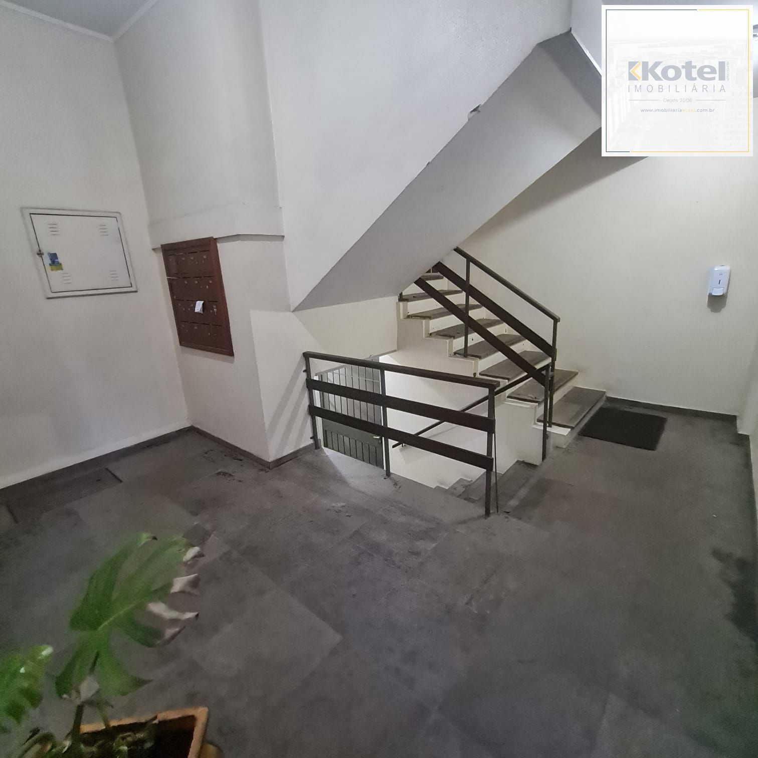 HALL ENTRADA EDIFICIO