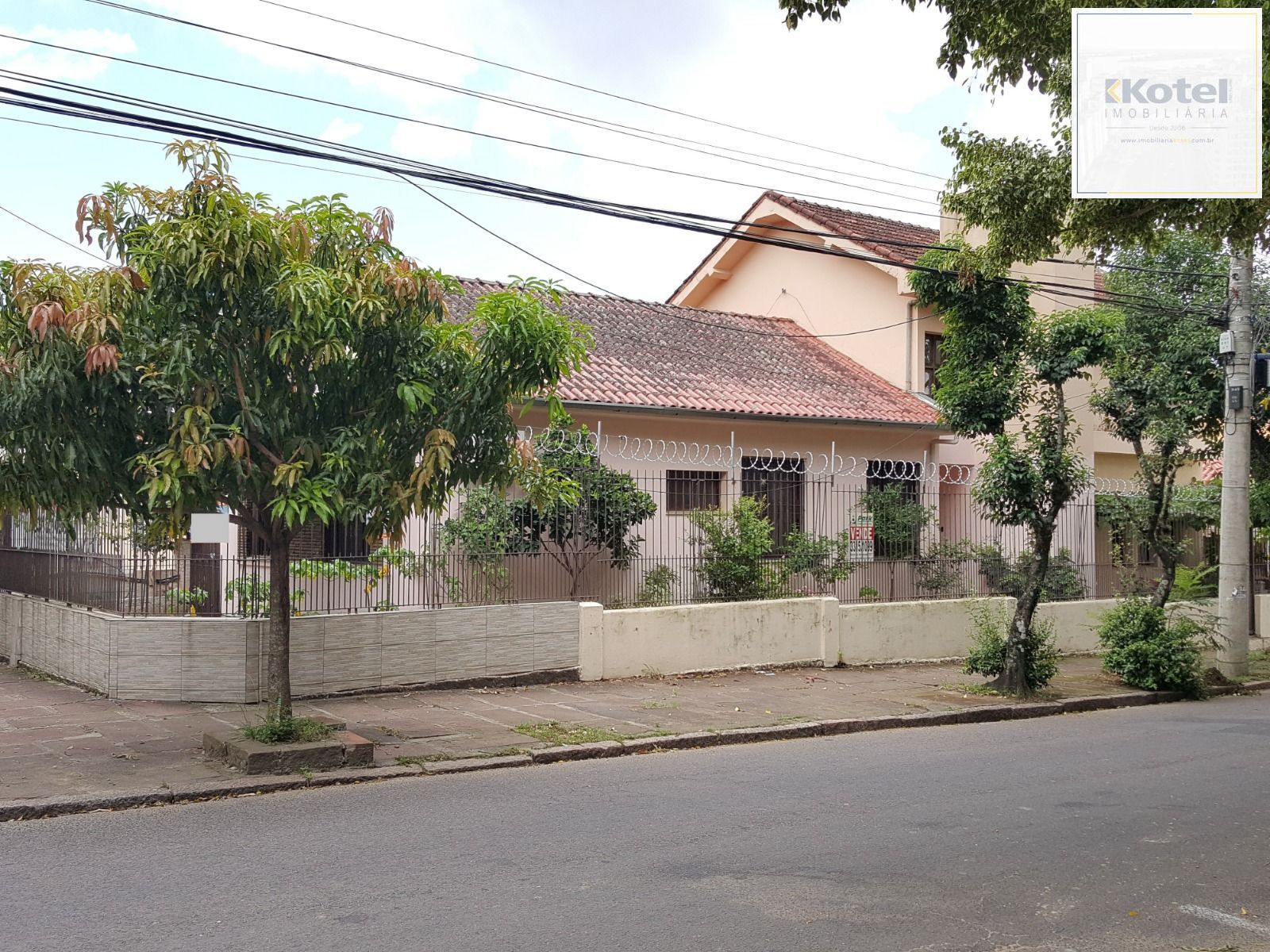 CASA PRÓXIMO PUC/RS E TERCEIRA PERIMETRAL — foto 3