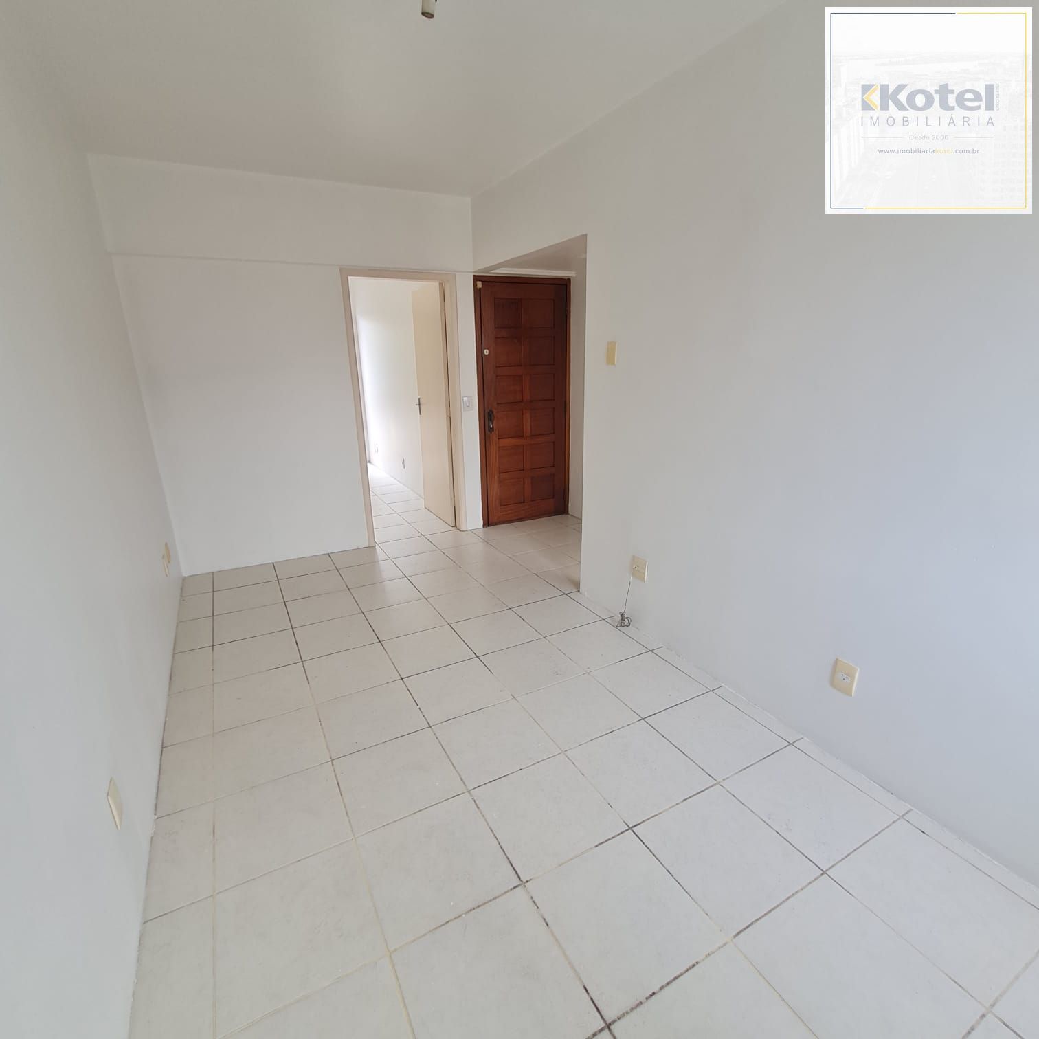 Apto com 01 quarto próximo ao Parque Farroupilha e Bar Opinião
