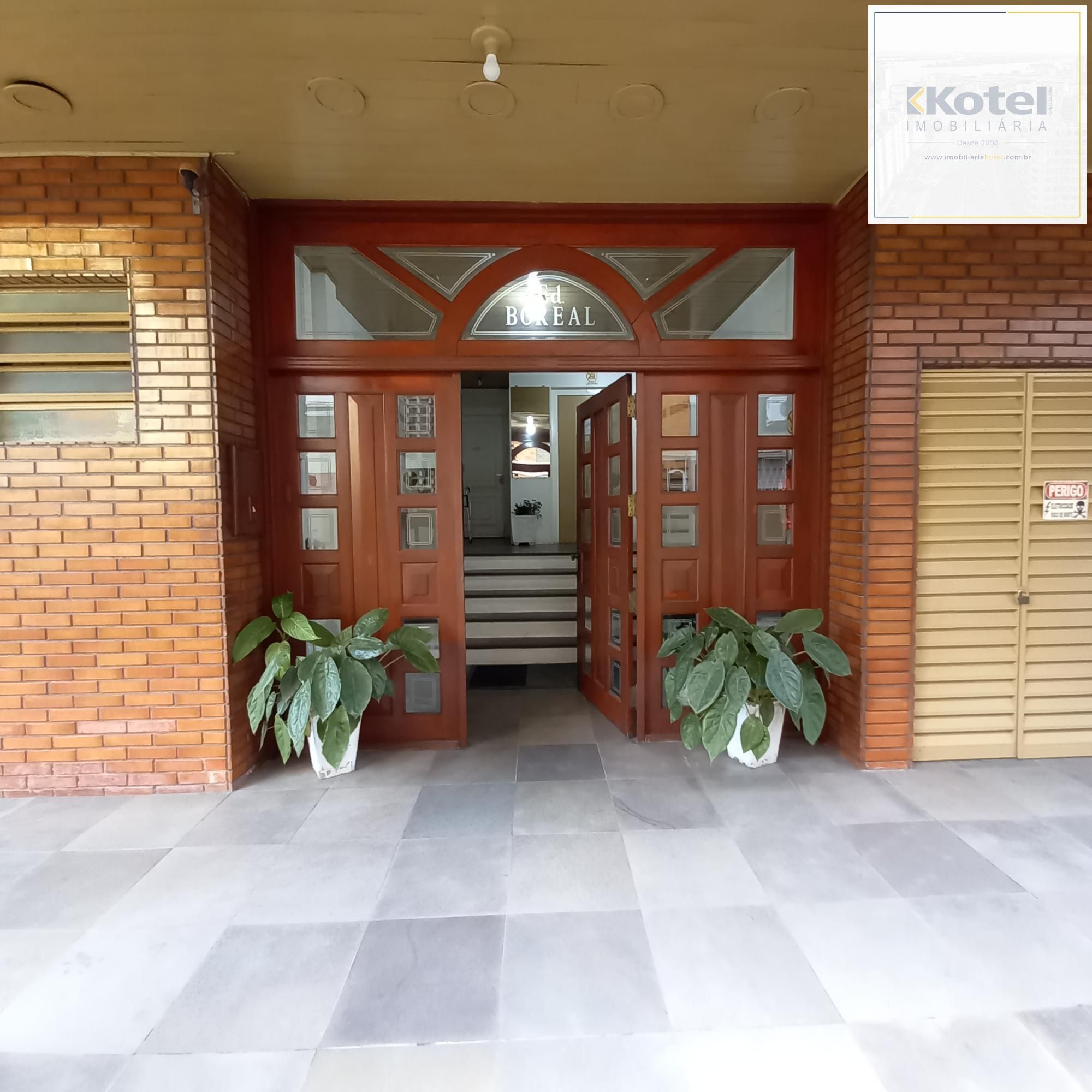 PORTA ENTRADA EDIFÍCIO