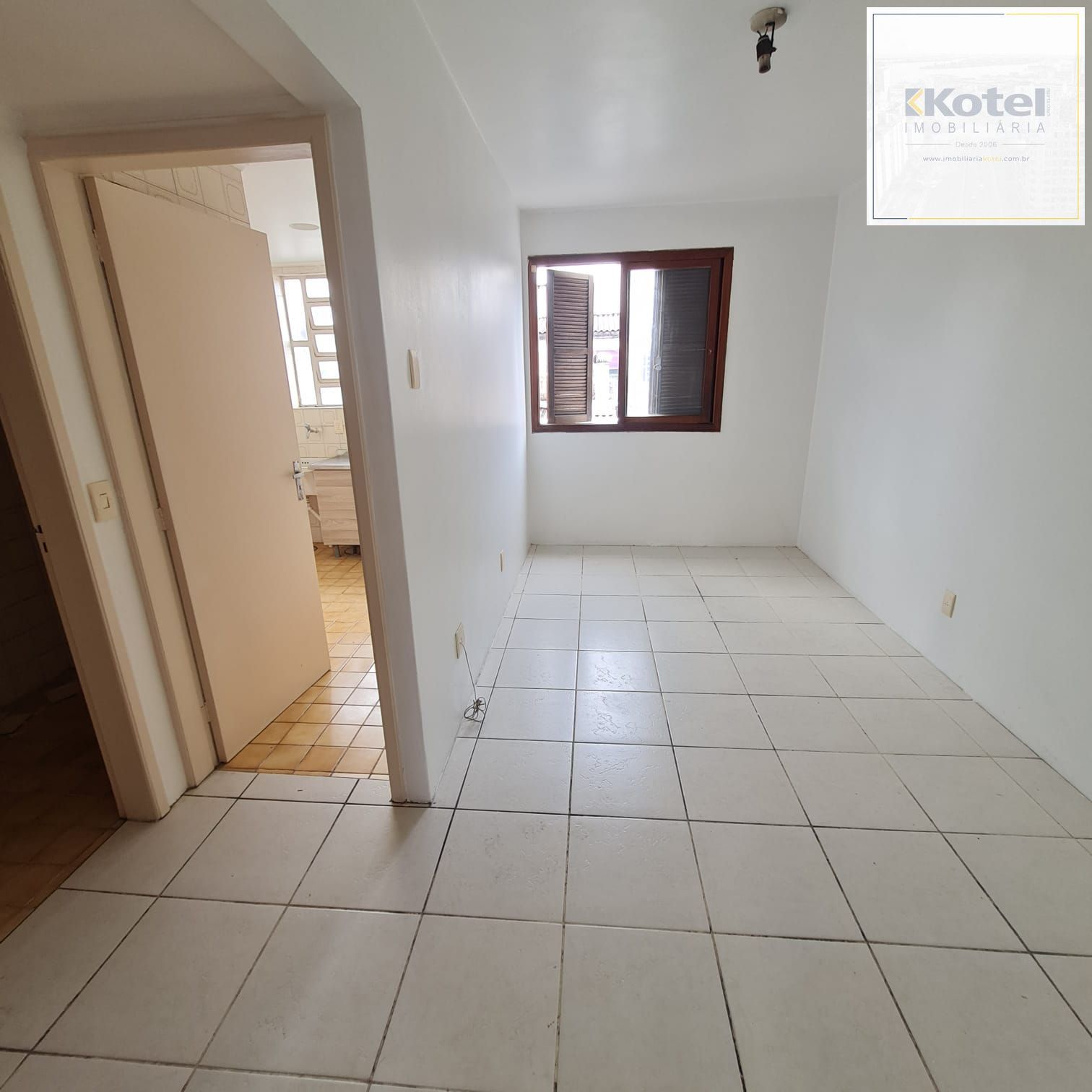 Apto com 01 quarto próximo ao Parque Farroupilha e Bar Opinião