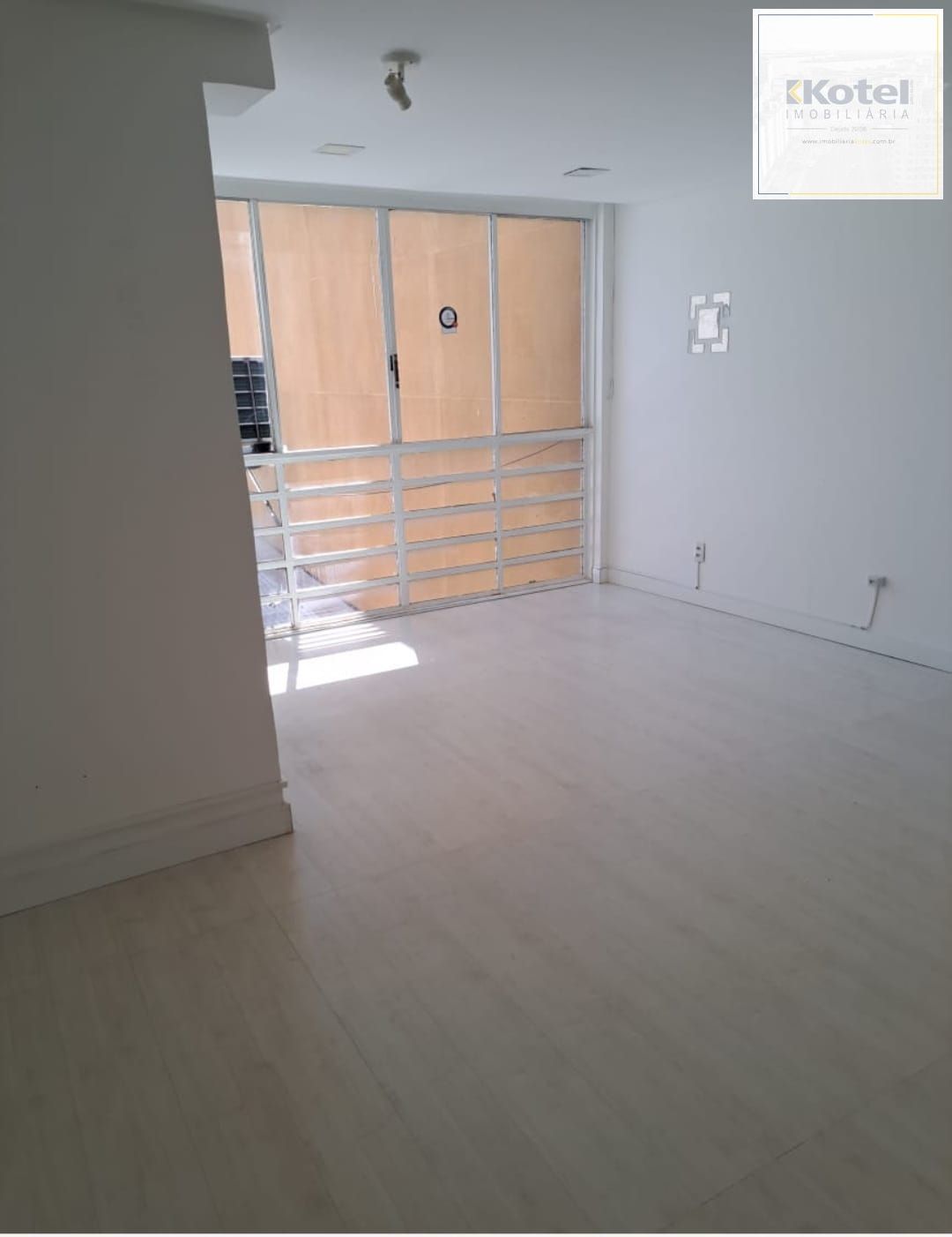 Sala comercial no coração do Bom Fim