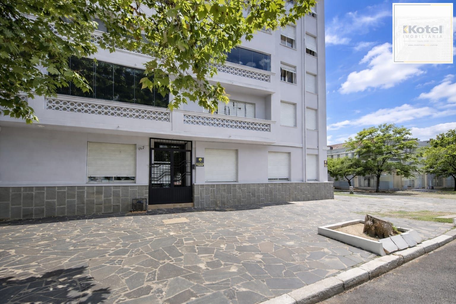 Apartamento a venda 3 Dormitórios , mobiliado no bairro São Geraldo.