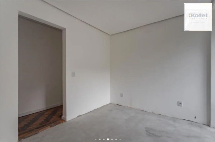 Cobertura duplex 2 dormitórios, próximo ao Zaffari Fernandes Vieira .