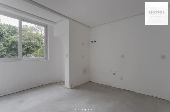 Cobertura duplex 2 dormitórios, próximo ao Zaffari Fernandes Vieira .