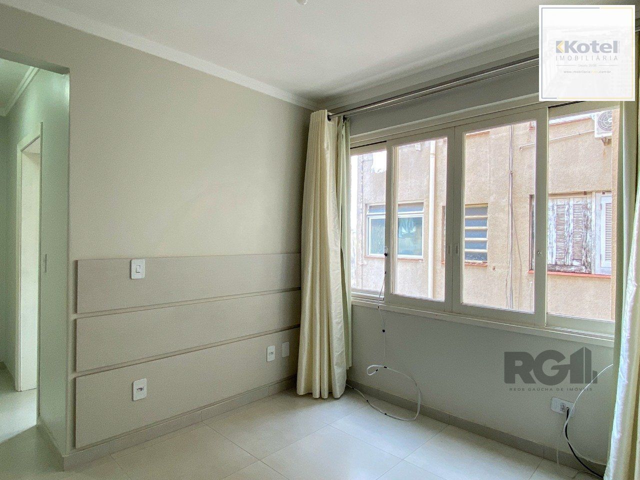 APARTAMENTO SEMIMOBILIADO COM PORTARIA NO CENTRO HISTÓRICO — foto 2