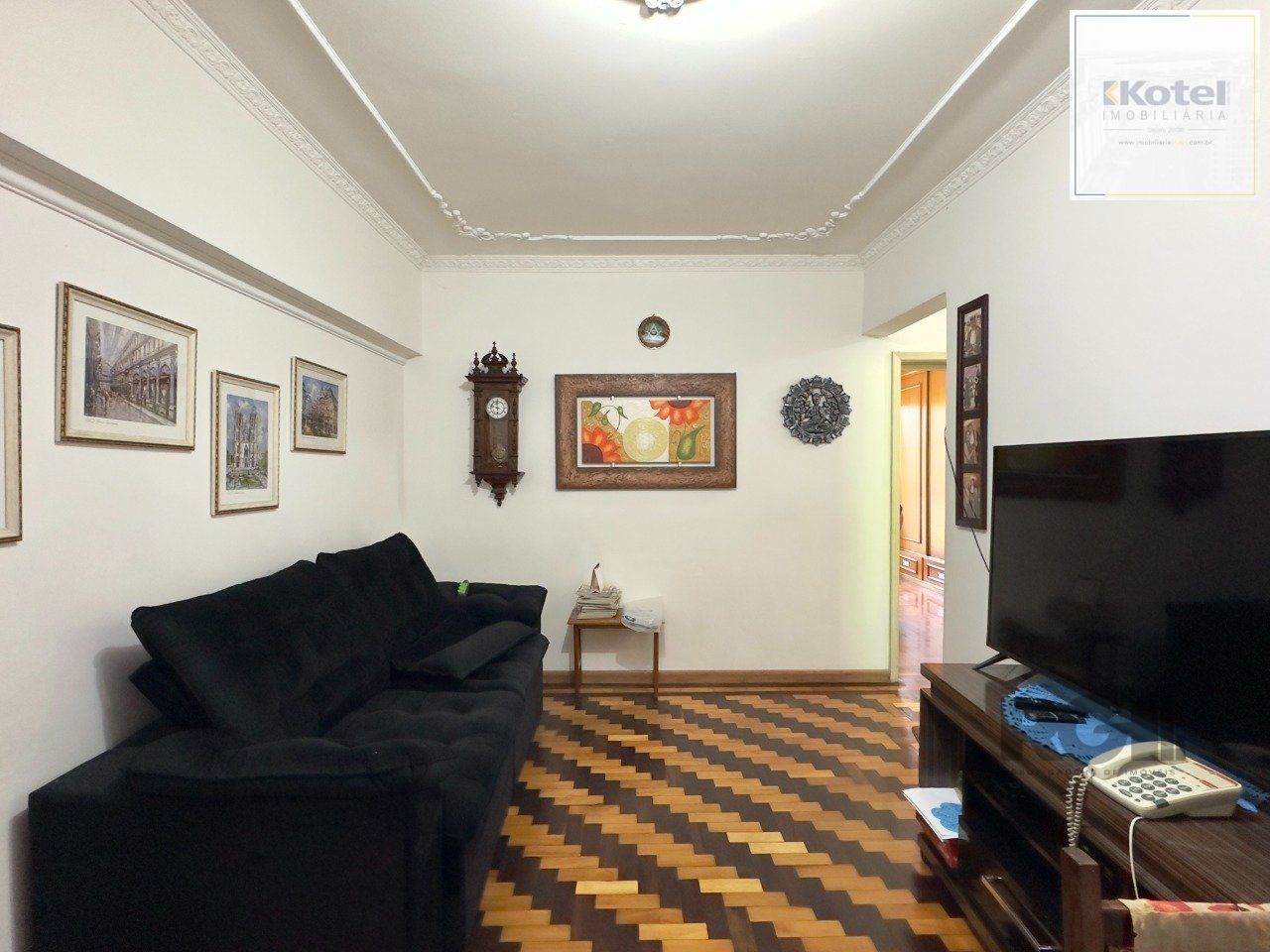 APARTAMENTO 3 DORMITÓRIOS DE 99M², COM SACADA, EM FRENTE À SANTA CASA NO CENTRO HISTÓRICO