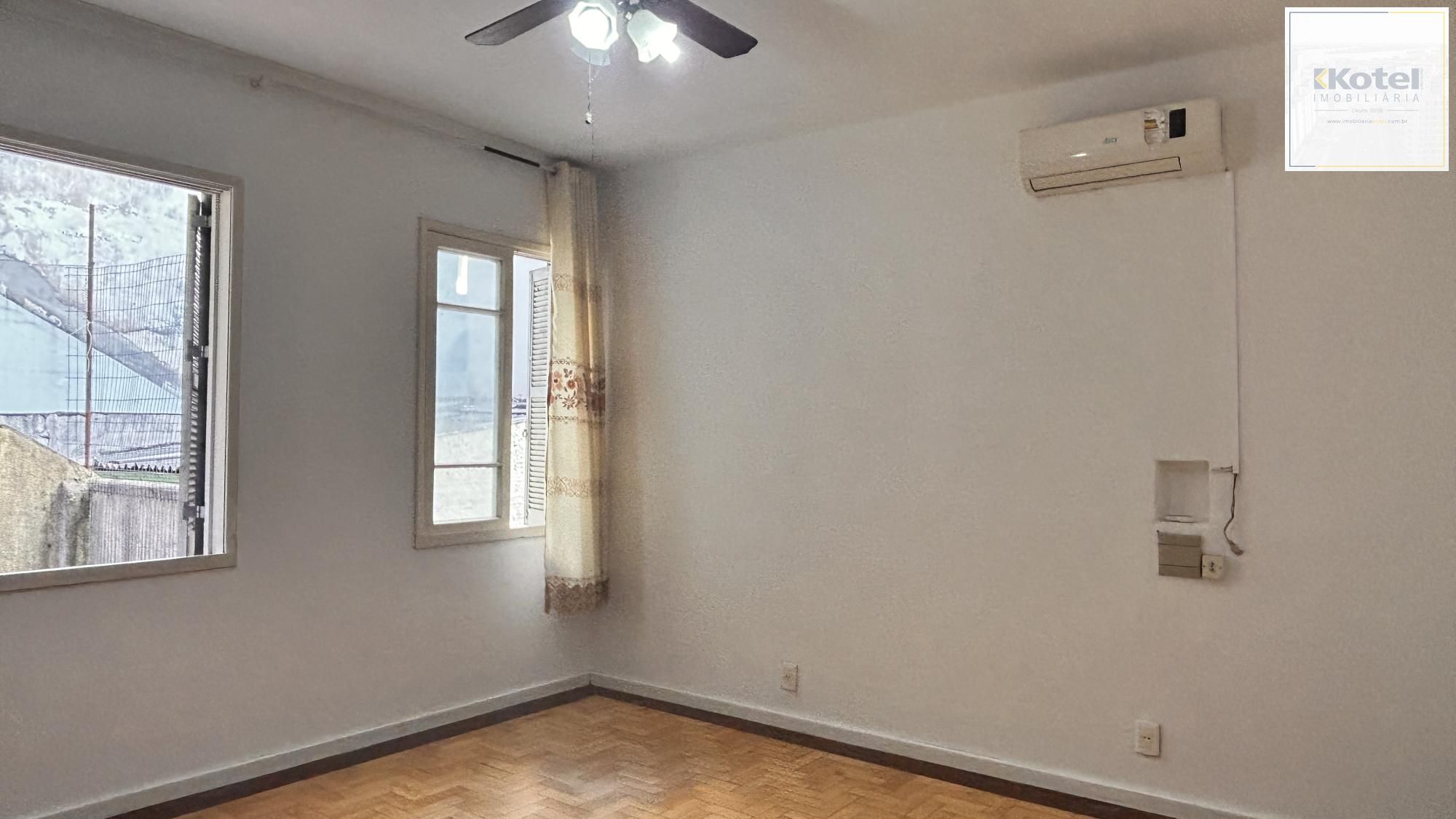 Apartamento 2 dormitórios com pátio — foto 5