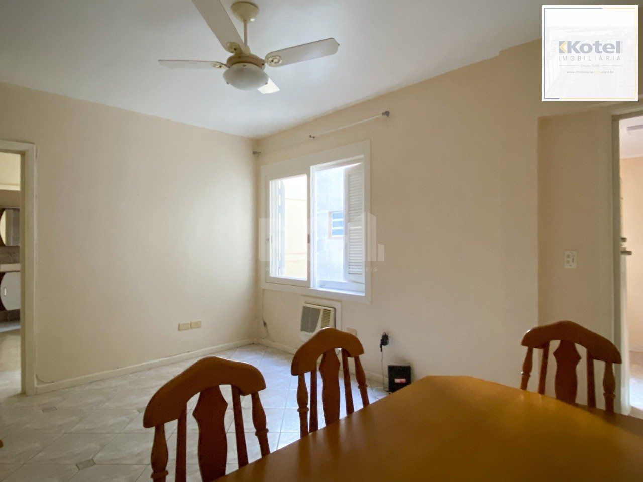 Apartamento 1 dormitório, em prédio com portaria, próximo à Usina do Gasômetro