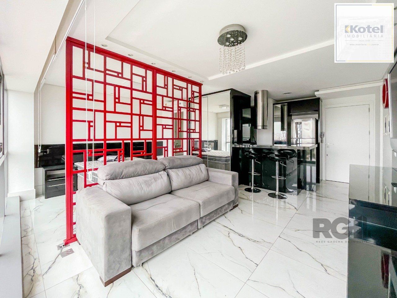 APARTAMENTO DE 38M² COM 1 DORMITÓRIO E 1 VAGA - BAIRRO PRAIA DE BELAS