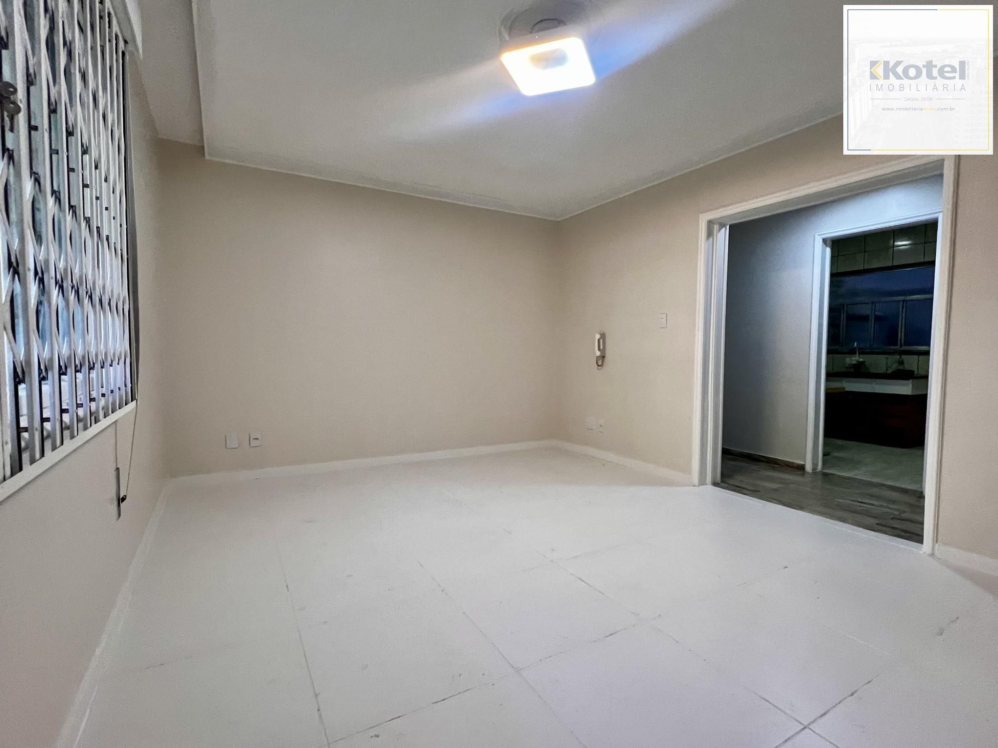Apartamento térreo, 3 dormitórios com vaga de garagem