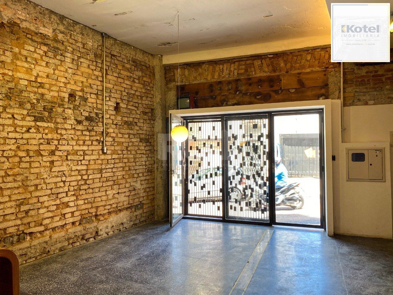 Casa Comercial para Venda - 60m², 0 dormitórios, Centro Histórico