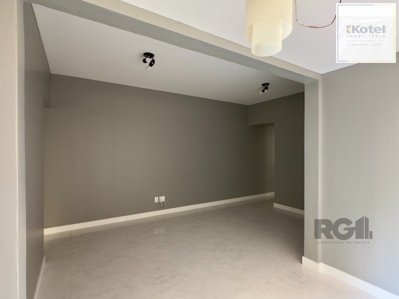 APARTAMENTO GARDEN, 2 DORMITÓRIOS E 1 VAGA DE GARAGEM COM ÓTIMA LOCALIZAÇÃO NO MOINHOS — foto 4