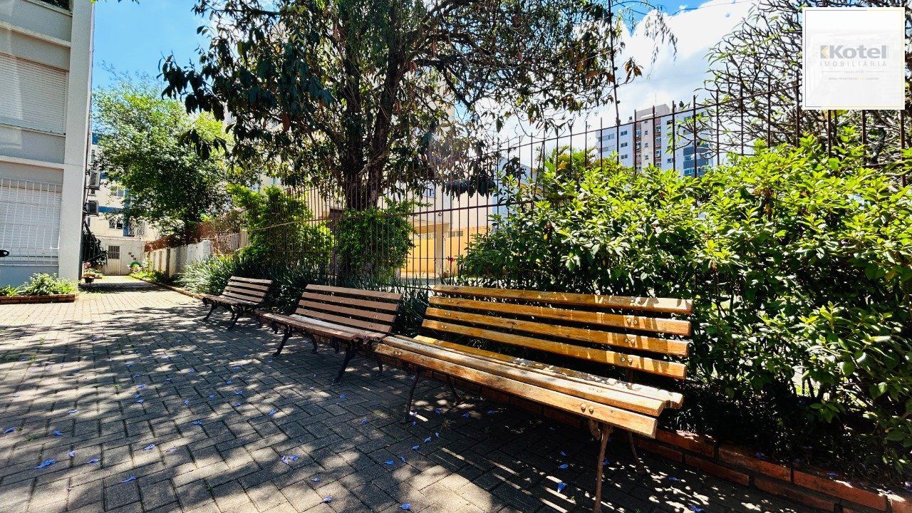 APARTAMENTO GARDEN 3 DORMITÓRIOS COM VAGA DE GARAGEM NO MENINO DEUS