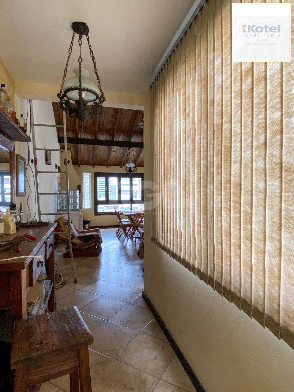 Casa para Venda - 350m², 2 dormitórios, sendo 2 suites, 2 vagas - Centro Histórico