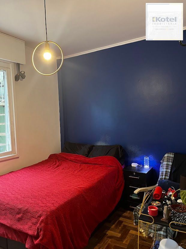 Apartamento 2 dormitórios com pátio no Centro Histórico