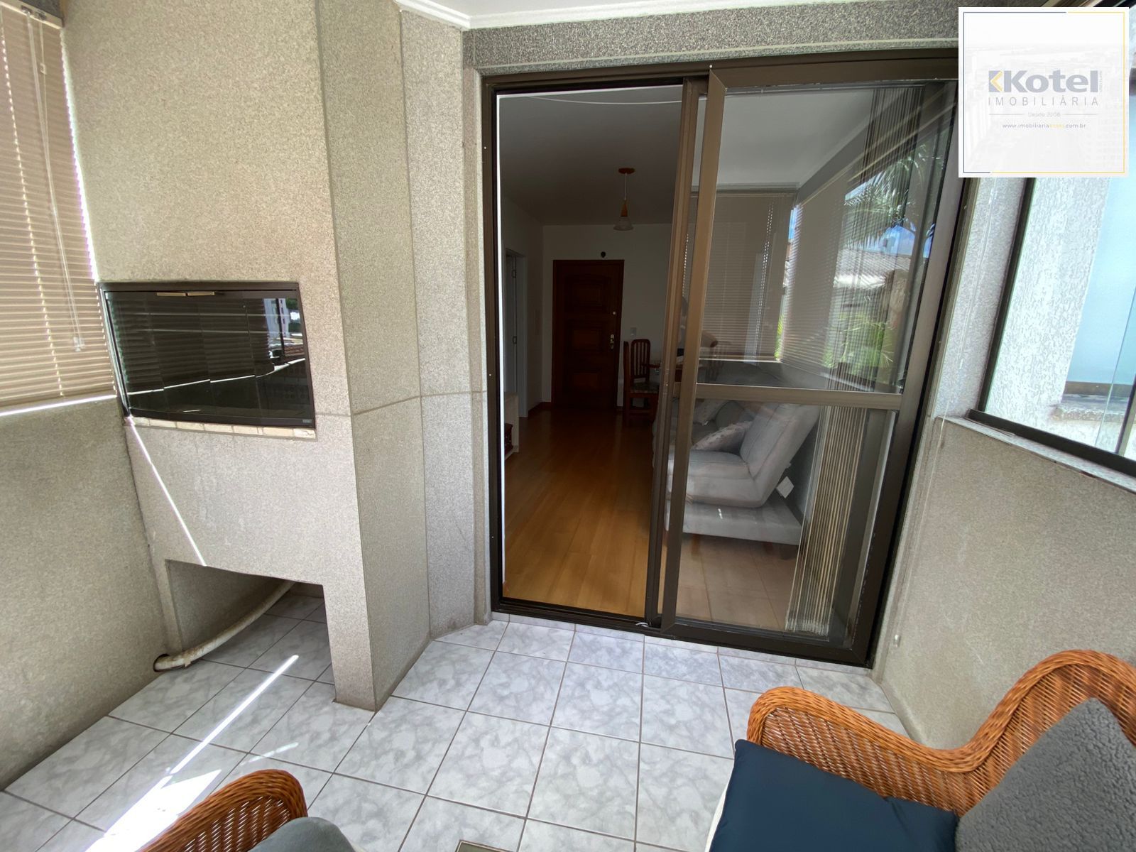 APARTAMENTO 2 DORMITÓRIOS E COM VAGA DE GARAGEM NO JARDIM BOTÂNICO