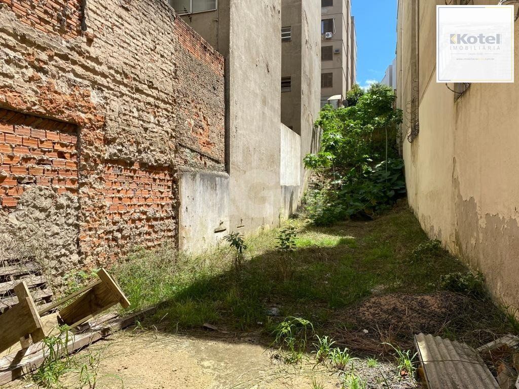 Terreno com projeto aprovado para construção de prédio no Centro Histórico