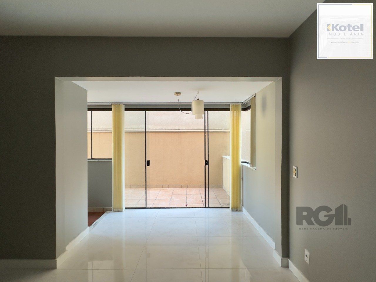 APARTAMENTO GARDEN, 2 DORMITÓRIOS E 1 VAGA DE GARAGEM COM ÓTIMA LOCALIZAÇÃO NO MOINHOS — foto 2