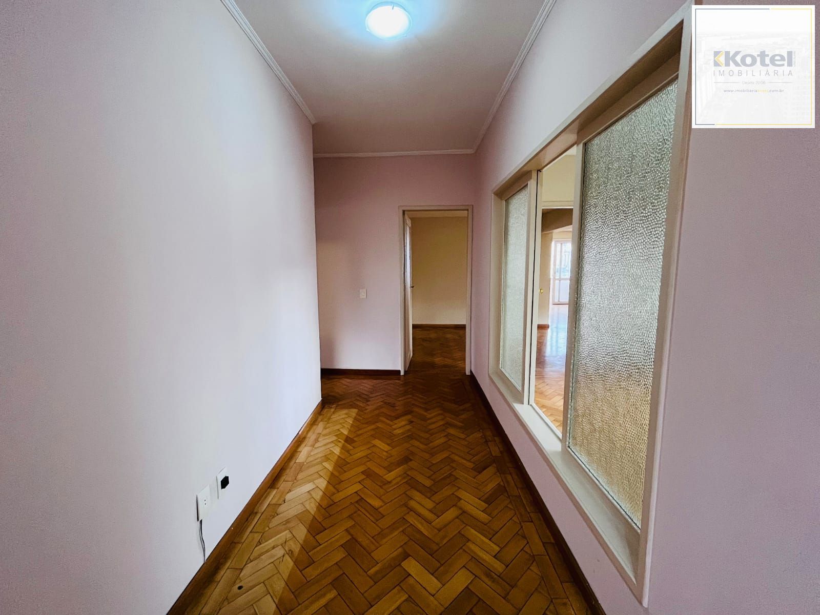 APARTAMENTO 4 DORMITÓRIOS COM VISTA — foto 3