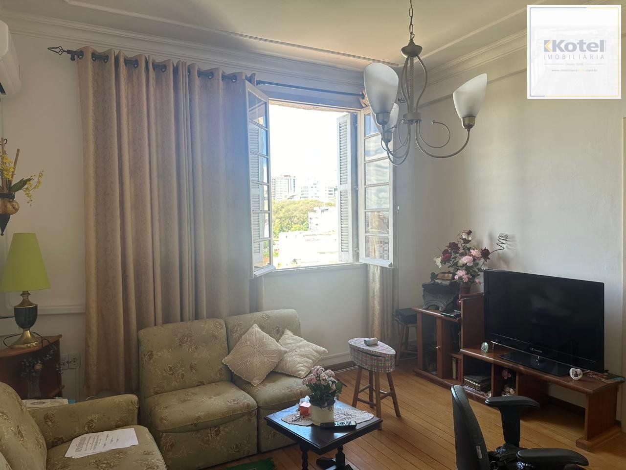 Apartamento 2 quartos à venda, 65m², Floresta - Porto Alegre — foto 2