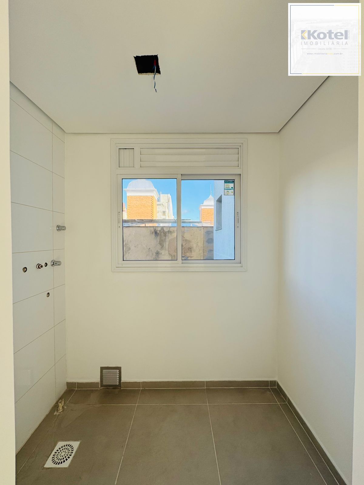 2 Dormitórios, suíte, sacada, vaga dupla I Apartamento Novo no Jardim Botânico — foto 2