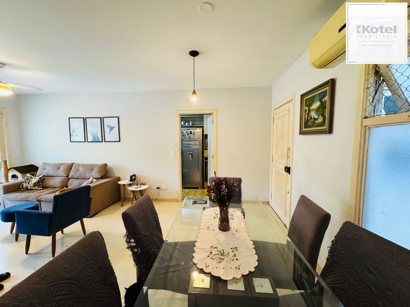 Apartamento Semimobiliado com  94,67 m² Privativos, 3 Dormitórios, — foto 4