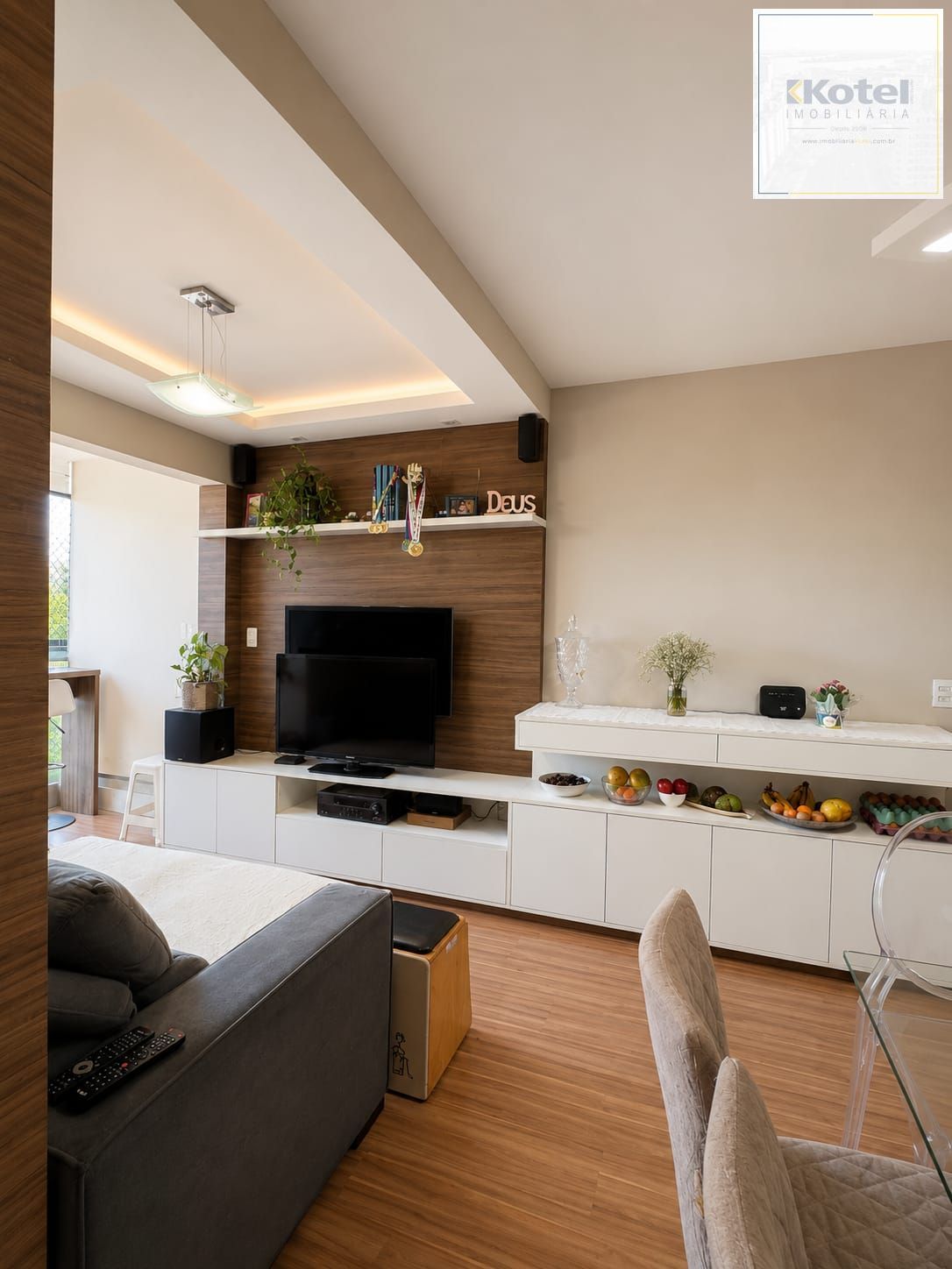 Apartamento Semimobiliado com 3 Dormitórios, Suíte e Churrasqueira na Marechal Mesquita — foto 3