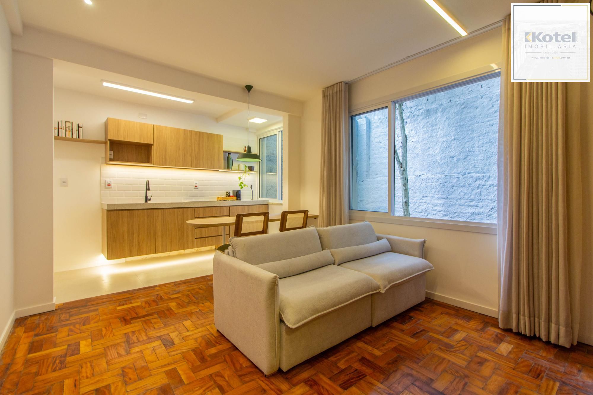 Apartamento Reformado e Semi Mobiliado no Bom Fim