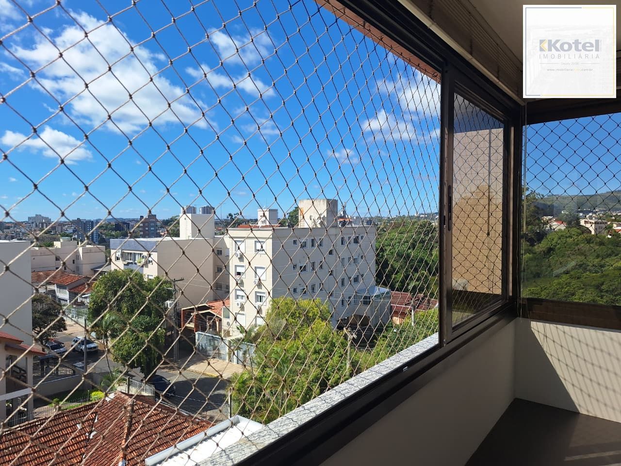 Amplo apartamento de 2D com suíte e vaga — foto 2