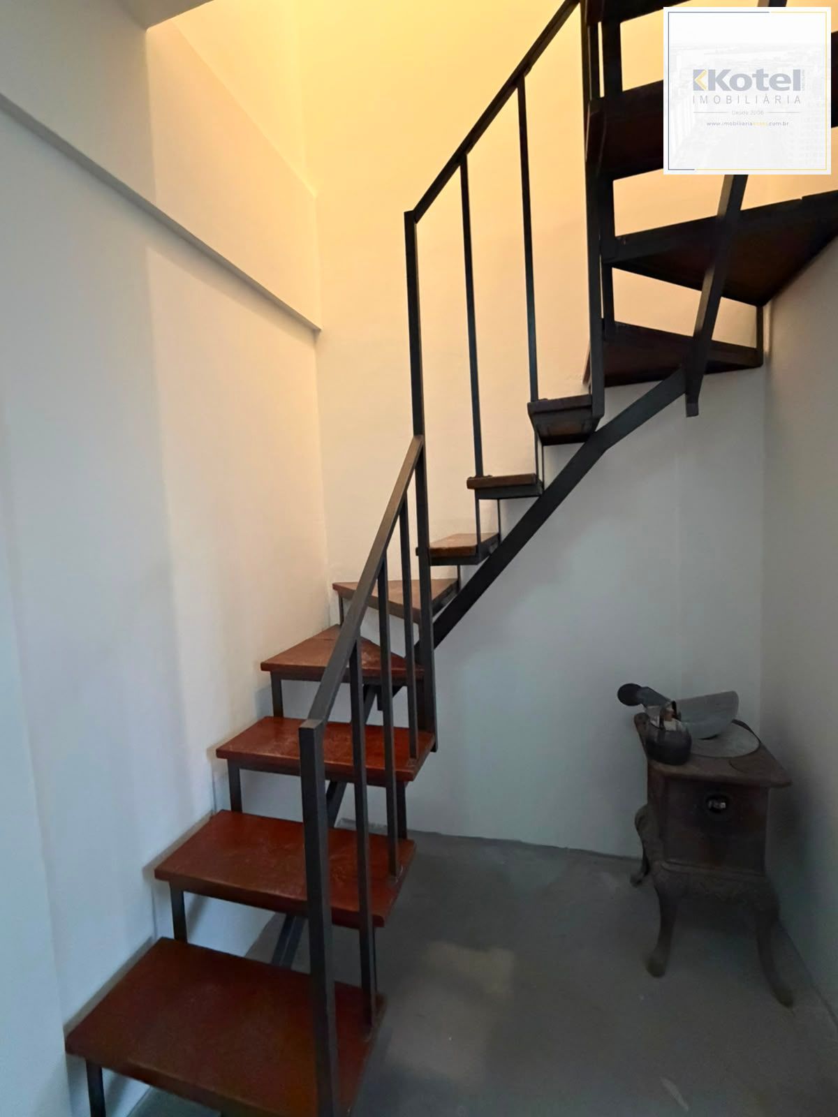 Sala Comercial de Cobertura à Venda – 91 m² Privativos na Av. Cel. Lucas de Oliveira