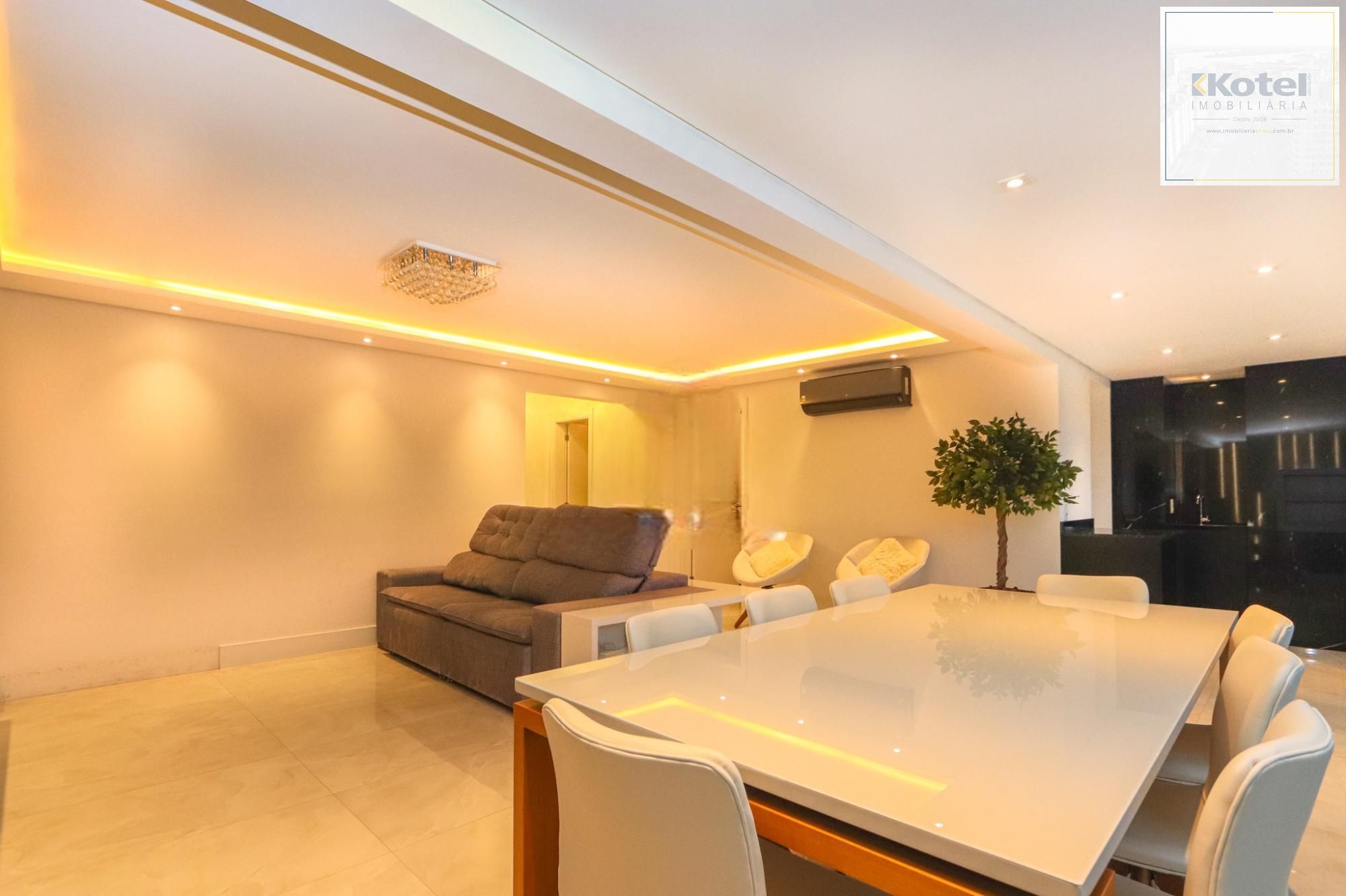 Apartamento semimobiliado e decorado no Central Parque | 127 m² | 3 suítes | 2 vagas
