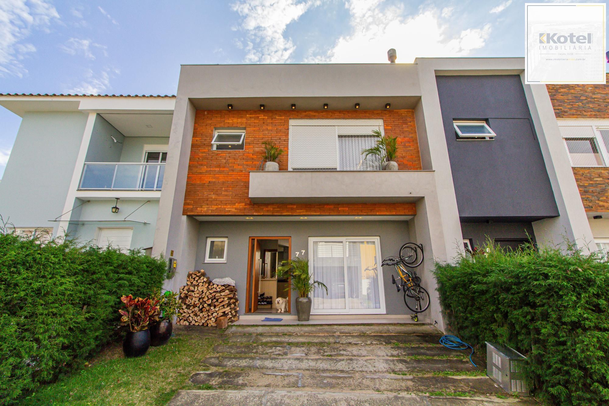 Casa em condominio, com espaçp e segurança para sua familia!