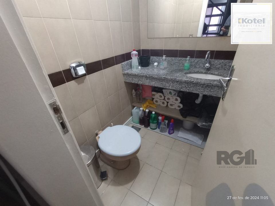 Sala Comercial à venda, 99m², Menino Deus - Porto Alegre
