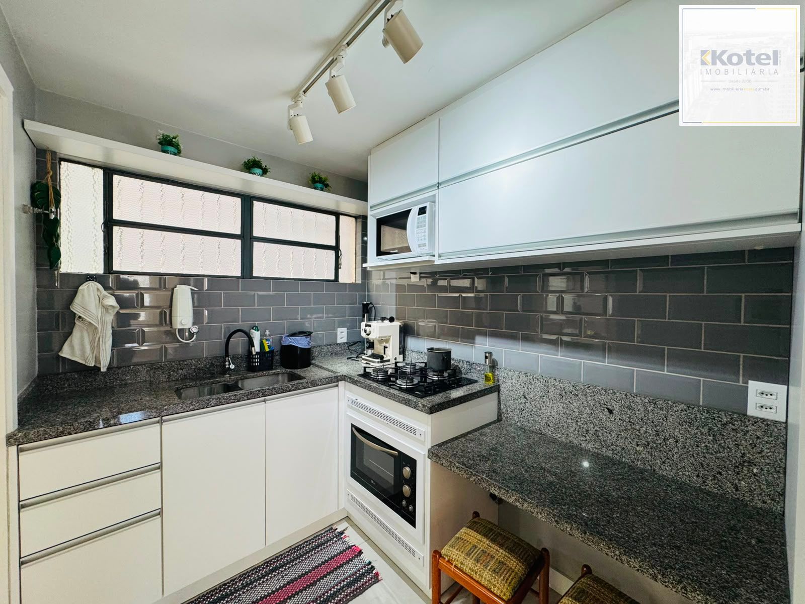 Apartamento de 2 dormitórios à venda na Azenha – Reformado e pronto para morar — foto 5
