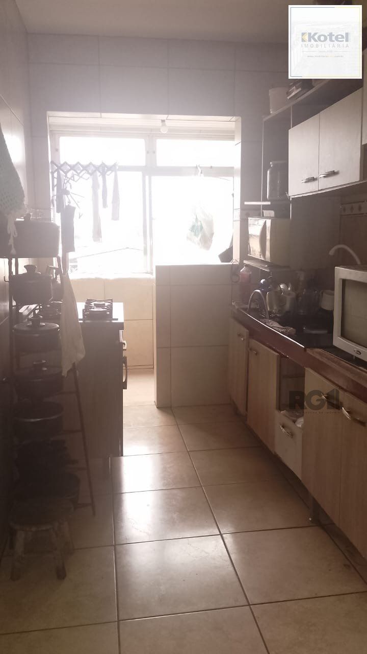 Apartamento com 2 quartos, vaga - 60,21m² no bairro Rubem Berta, Poa/RS