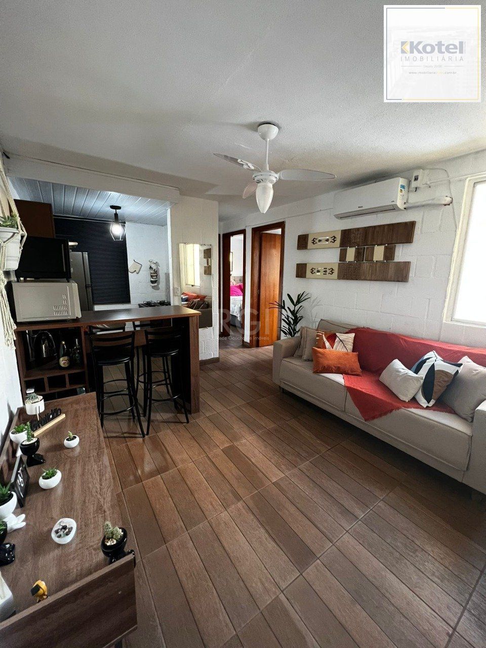 Apartamento para Venda - 38.24m², 2 dormitórios, 1 vaga - Vila Nova, Porto Alegre