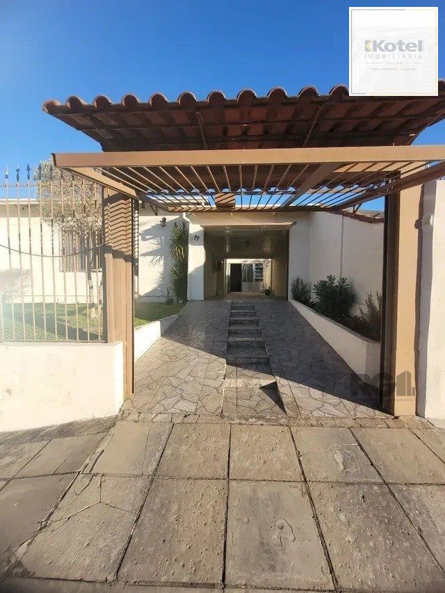CASA 3 QUARTOS COM SUÍTE EM EXCELENTE LOCALIZAÇÃO EM SAPUCAIA DO SUL. — foto 2