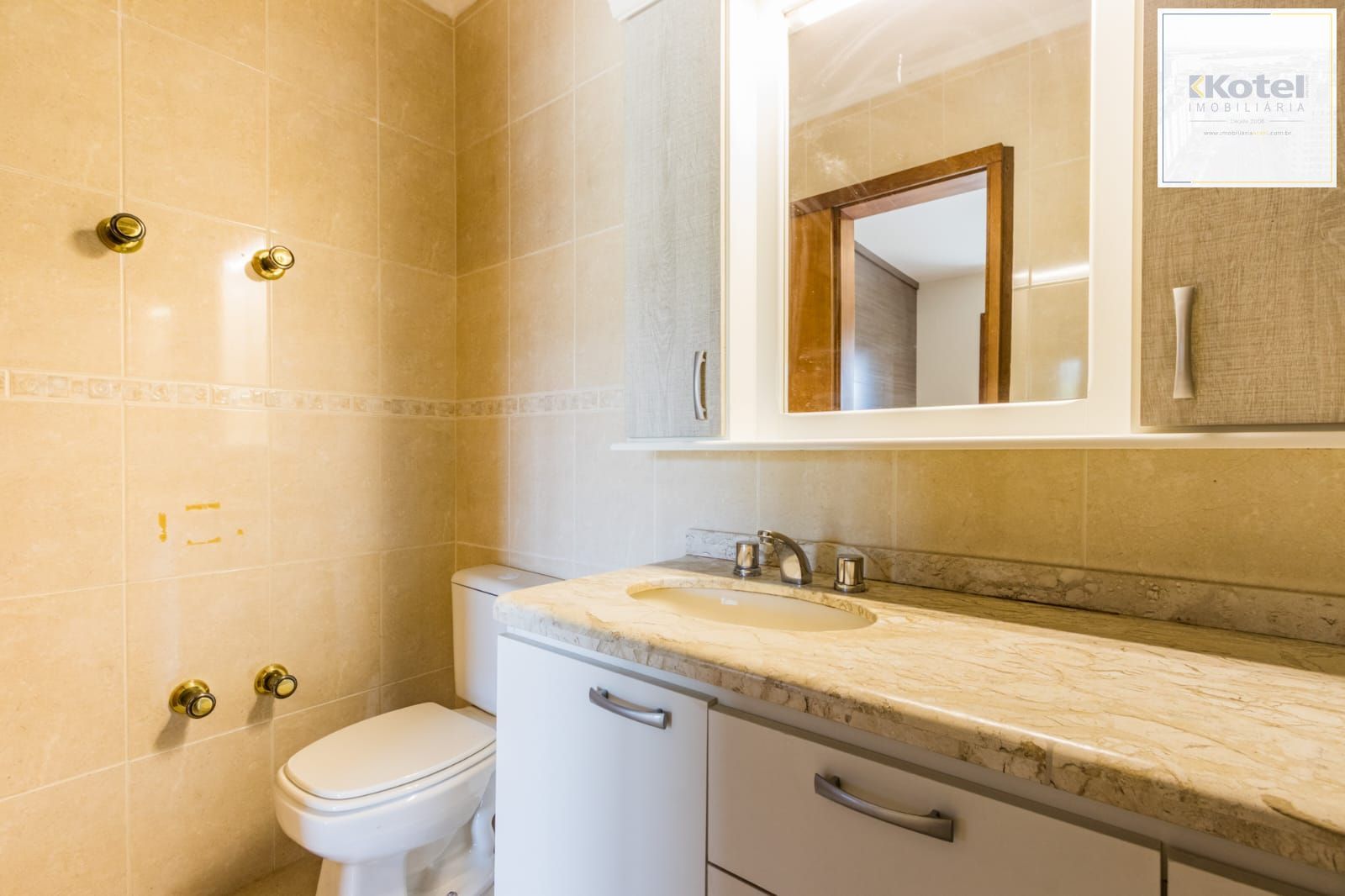 Casa para Venda - 227.93m², 3 dormitórios, 1 suite, 2 vagas - Chácara das Pedras — foto 3