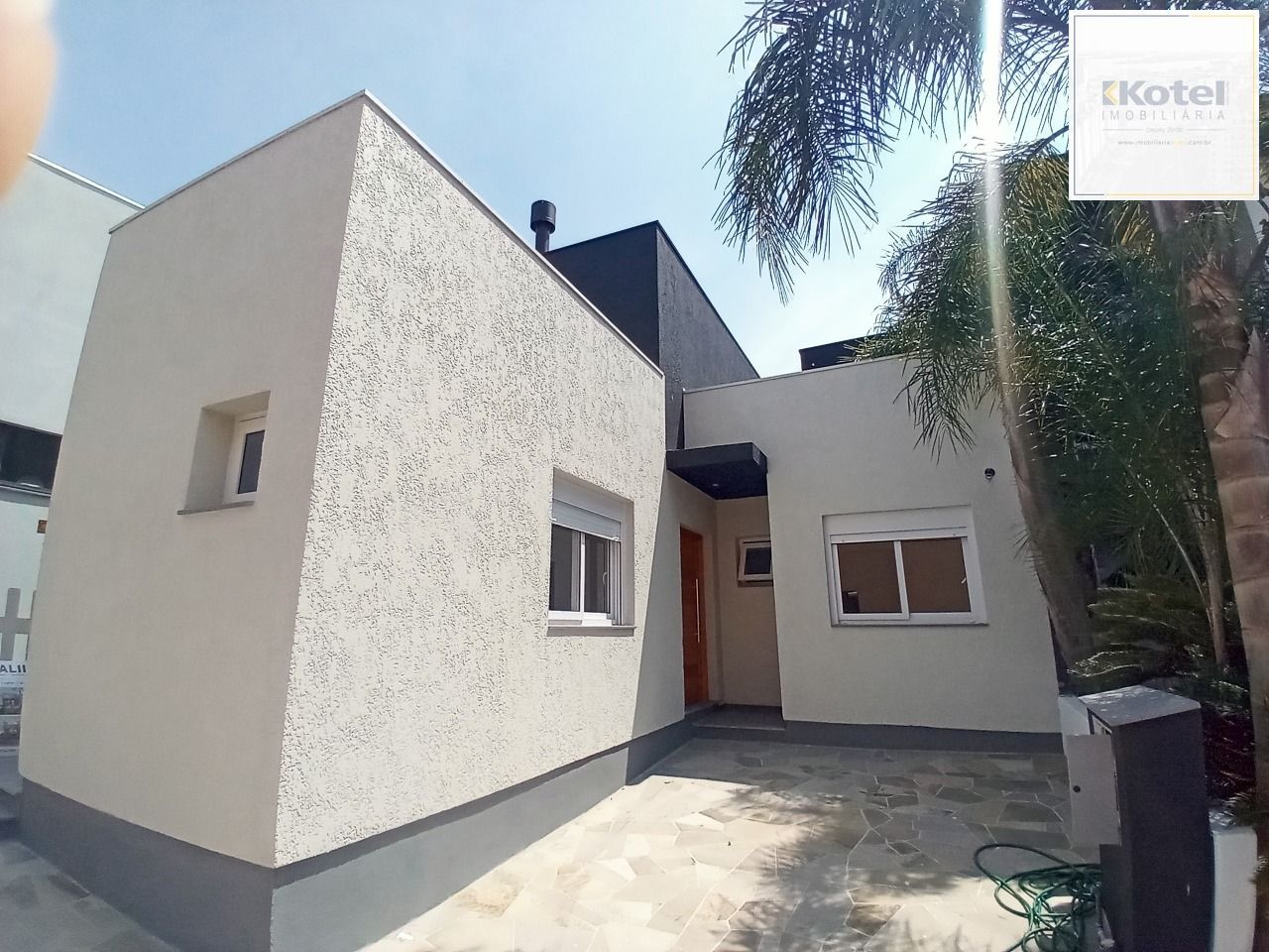 Casa 3 dormitórios, 2 suítes, 2 vagas, no bairro Hípica, Porto Alegre/RS — foto 2