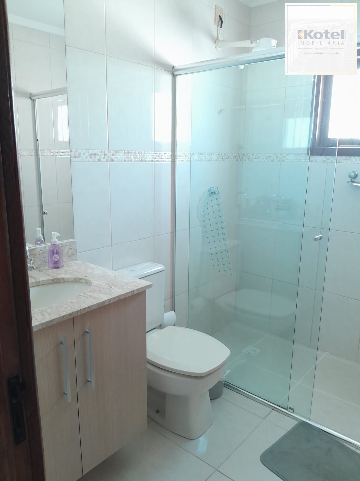 LINDA CASA 4 QUARTOS A VENDA, BAIRRO VILA NOVA, PORTO ALEGRE, RS — foto 5