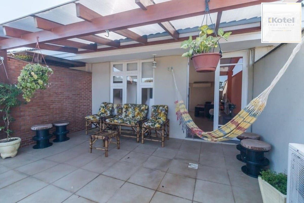 Casa com 03 quartos no Bairro de Ipanema em Porto Alegre/RS — foto 3