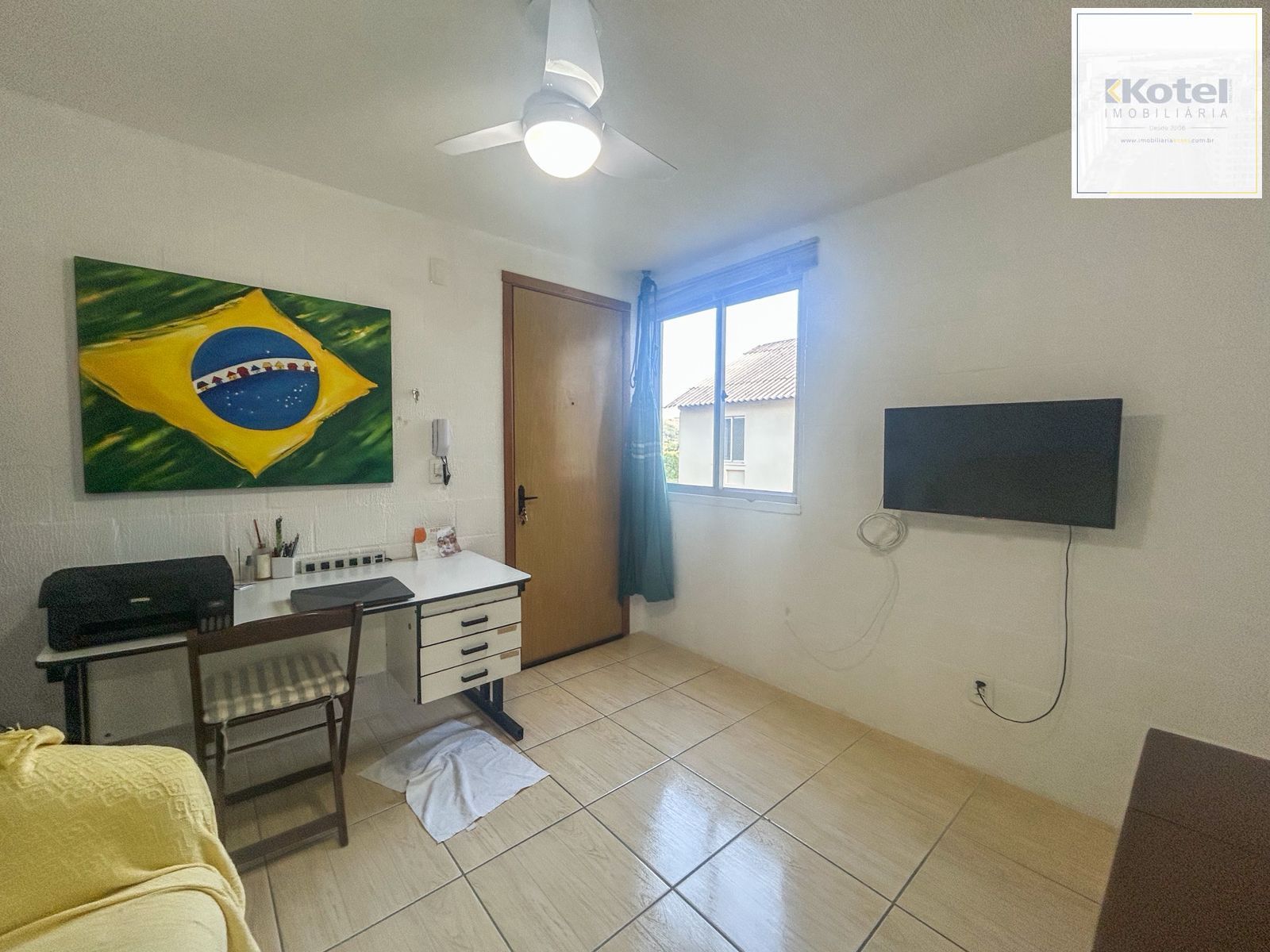 Apartamento com 2 quartos, com 1 vaga, no bairro Vila Nova, Porto Alegre/RS